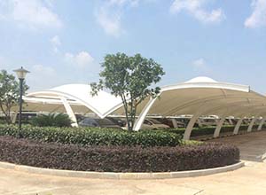 太原膜結(jié)構(gòu)車(chē)棚【廠家直銷(xiāo)】太原膜結(jié)構(gòu)停車(chē)棚,張拉膜車(chē)棚