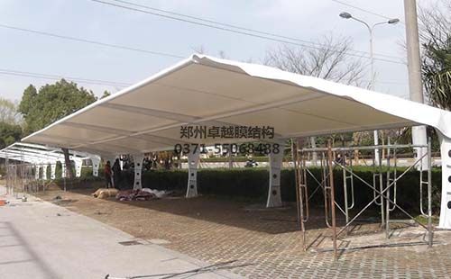 膜結(jié)構(gòu)：輕盈、靈動(dòng)的現(xiàn)代建筑之美