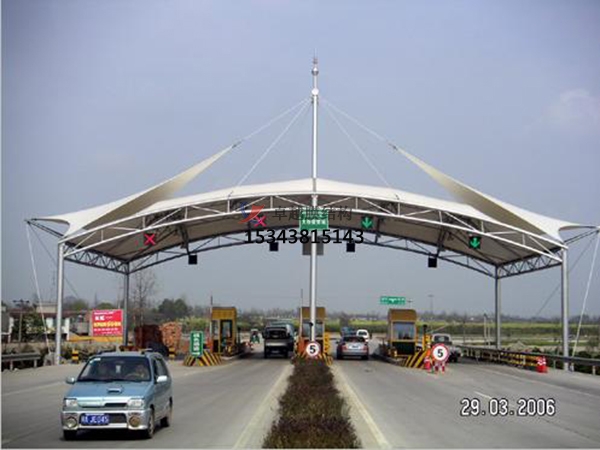 四平高速收費(fèi)站雨棚【專(zhuān)業(yè)廠(chǎng)家】景觀遮陽(yáng)棚/服務(wù)區(qū)膜結(jié)構(gòu)充電站設(shè)計(jì)公司