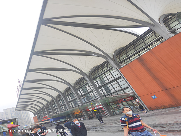 【PTFE膜結(jié)構(gòu)】上?；疖囌灸そY(jié)構(gòu)頂蓋