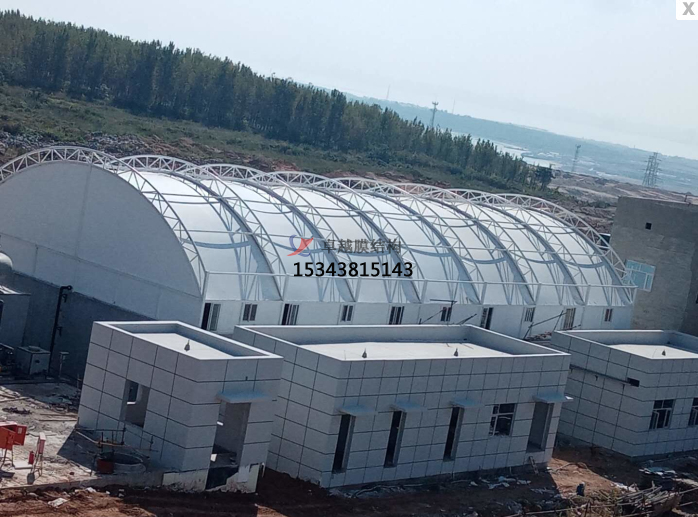 山東濟(jì)南泰和新型膜結(jié)構(gòu)廠(chǎng)房