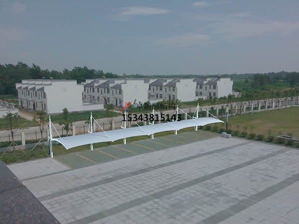 ?？的そY(jié)構(gòu)停車棚【雨棚遮陽棚生產(chǎn)安裝】