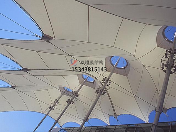 膜結(jié)構(gòu)多少錢一平方？