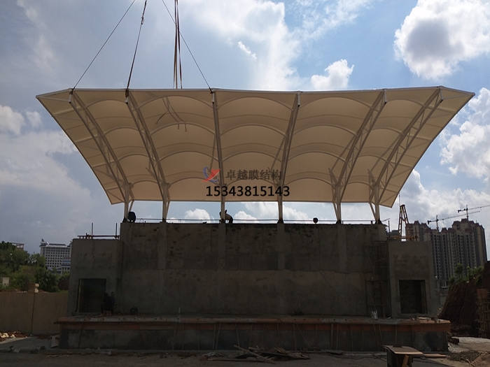 廣西玉林實(shí)驗(yàn)中學(xué)膜結(jié)構(gòu)主席臺