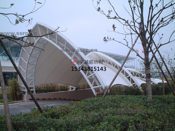 廈門選膜結(jié)構(gòu)材料要注意哪幾點？