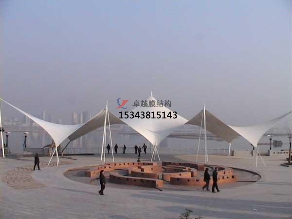 白山<font color='red'>膜結構景觀</font>