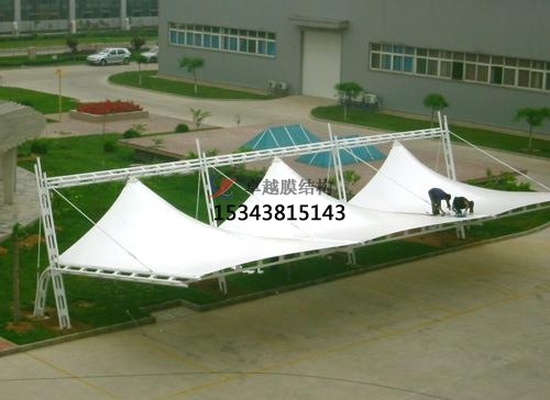 如何對(duì)PTFE膜材建筑進(jìn)行清洗？