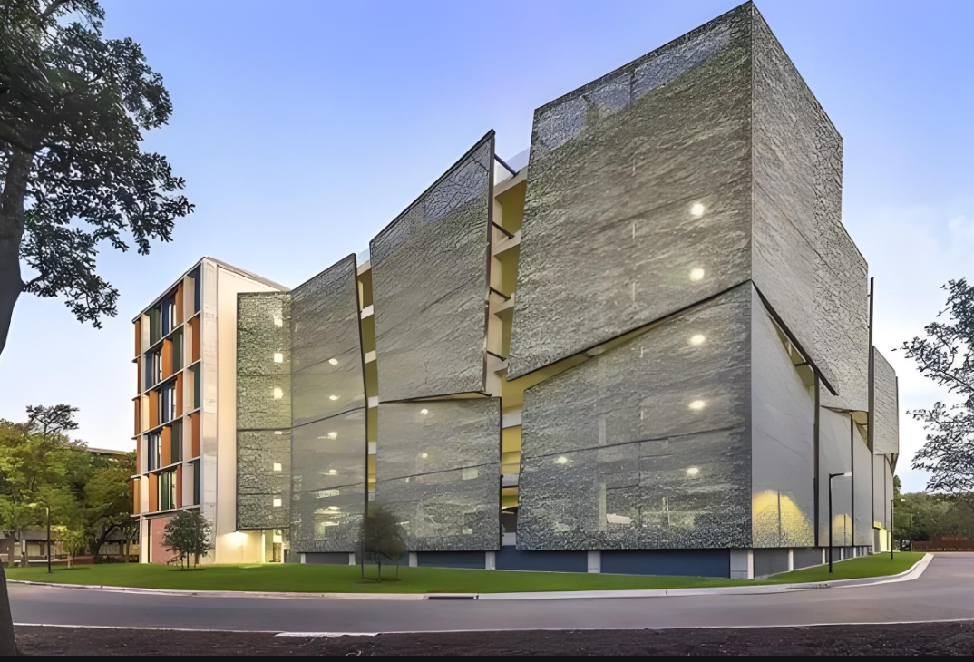 索膜結(jié)構(gòu)安裝工程什么樣？