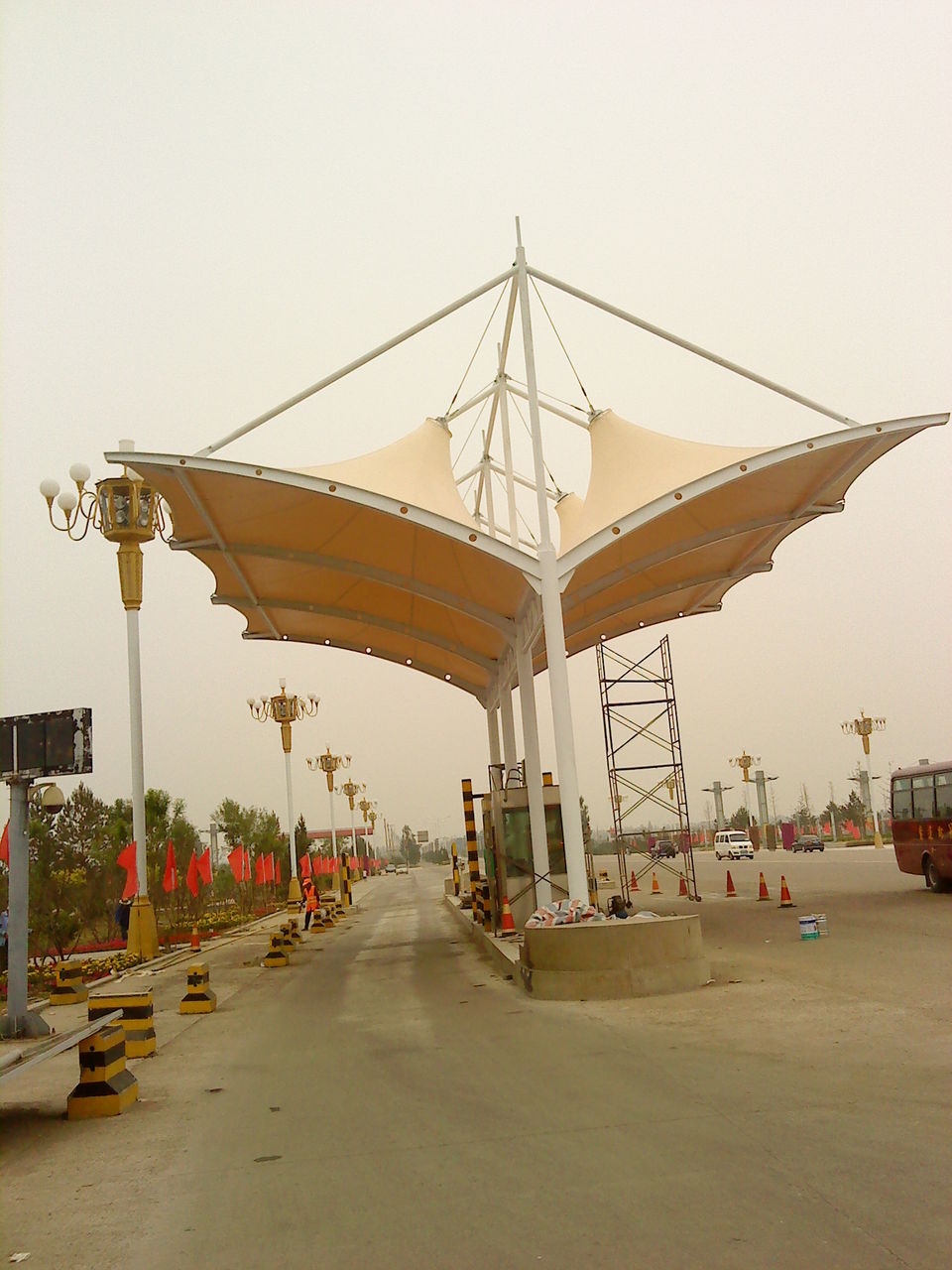 收費站膜結(jié)構(gòu)是什么？收費站膜結(jié)構(gòu)有哪些優(yōu)勢？