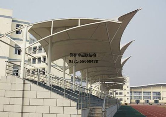 膜結(jié)構(gòu)地下車庫入口的實(shí)用性與藝術(shù)性