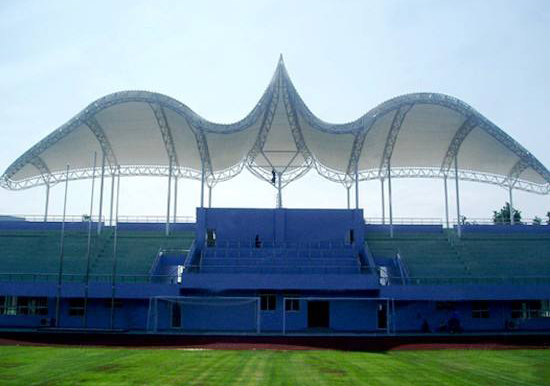 高爾夫膜結(jié)構(gòu)應(yīng)該怎樣選擇合適的膜材？