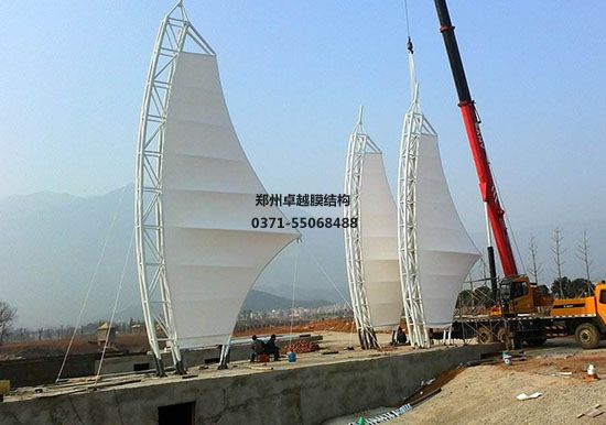 武漢張拉膜看臺/遮陽棚專業(yè)設(shè)計公司【生產(chǎn)廠家】